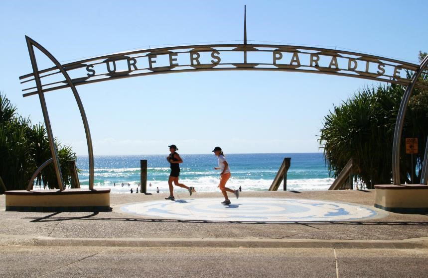 SURFERS PARADISE BEACH CLUB