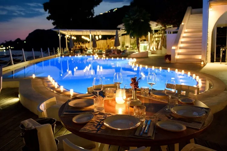 beach clubs in Corfu