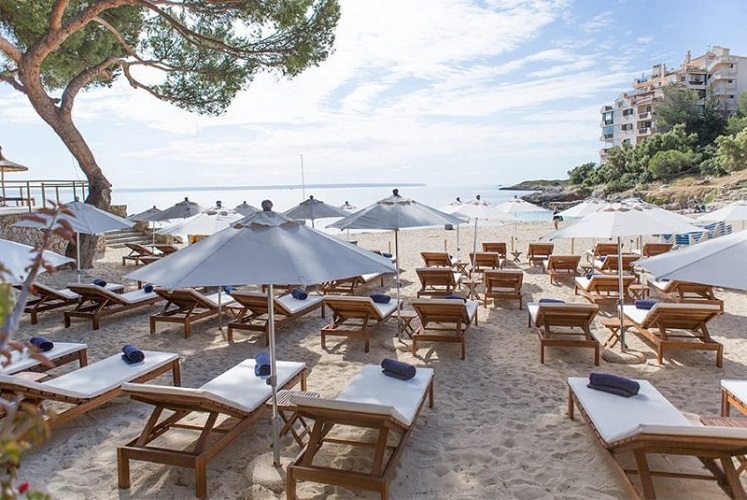 best beach club majorca