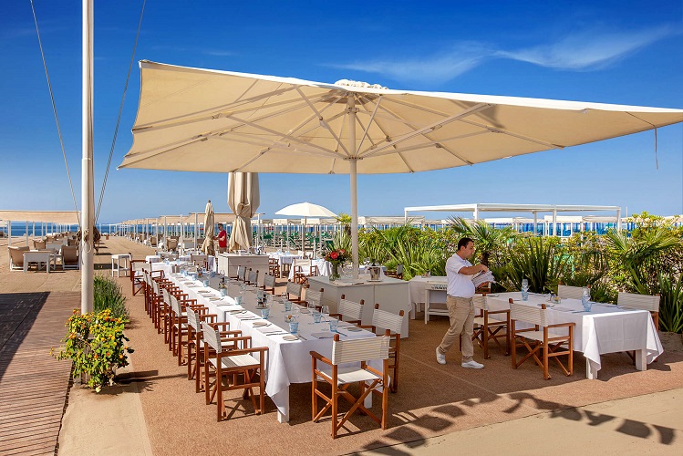 forte dei marmi beach clubs