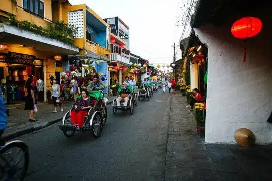 AFFORDABLE VIETNAM MOTORBIKE TOURS