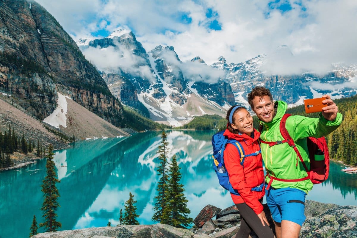 The Breathtaking Beauty of the Canadian Rockies 2024